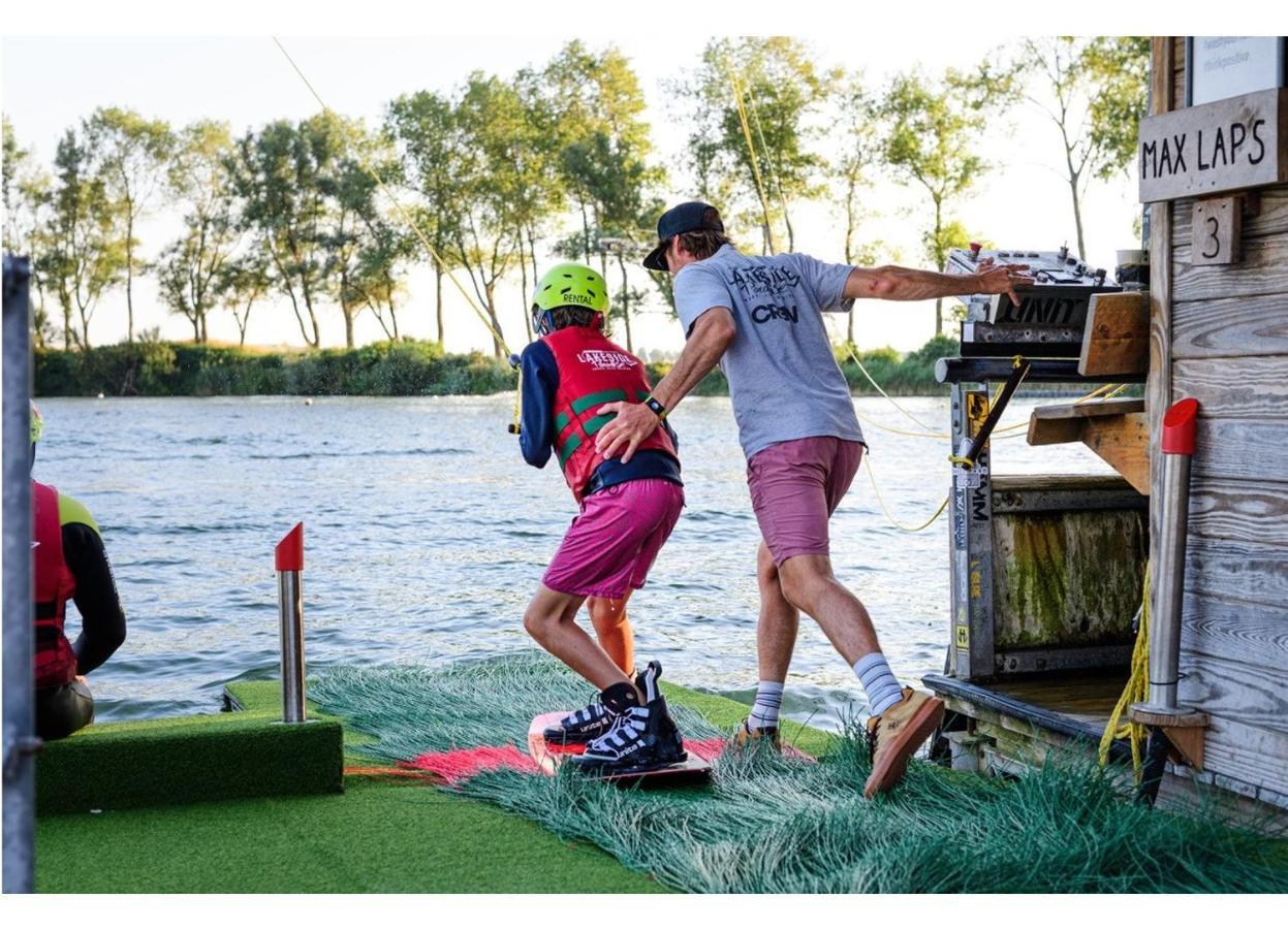 Lakeside Paradise Sport Hostel Knokke-Heist Exterior foto